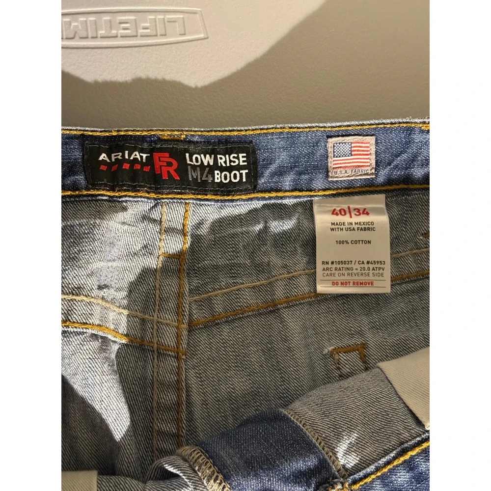 Ariat FR M4 Low Rise Boot Cut Mens Work Pants Blue Denim‎ Jeans 40x34 10017262